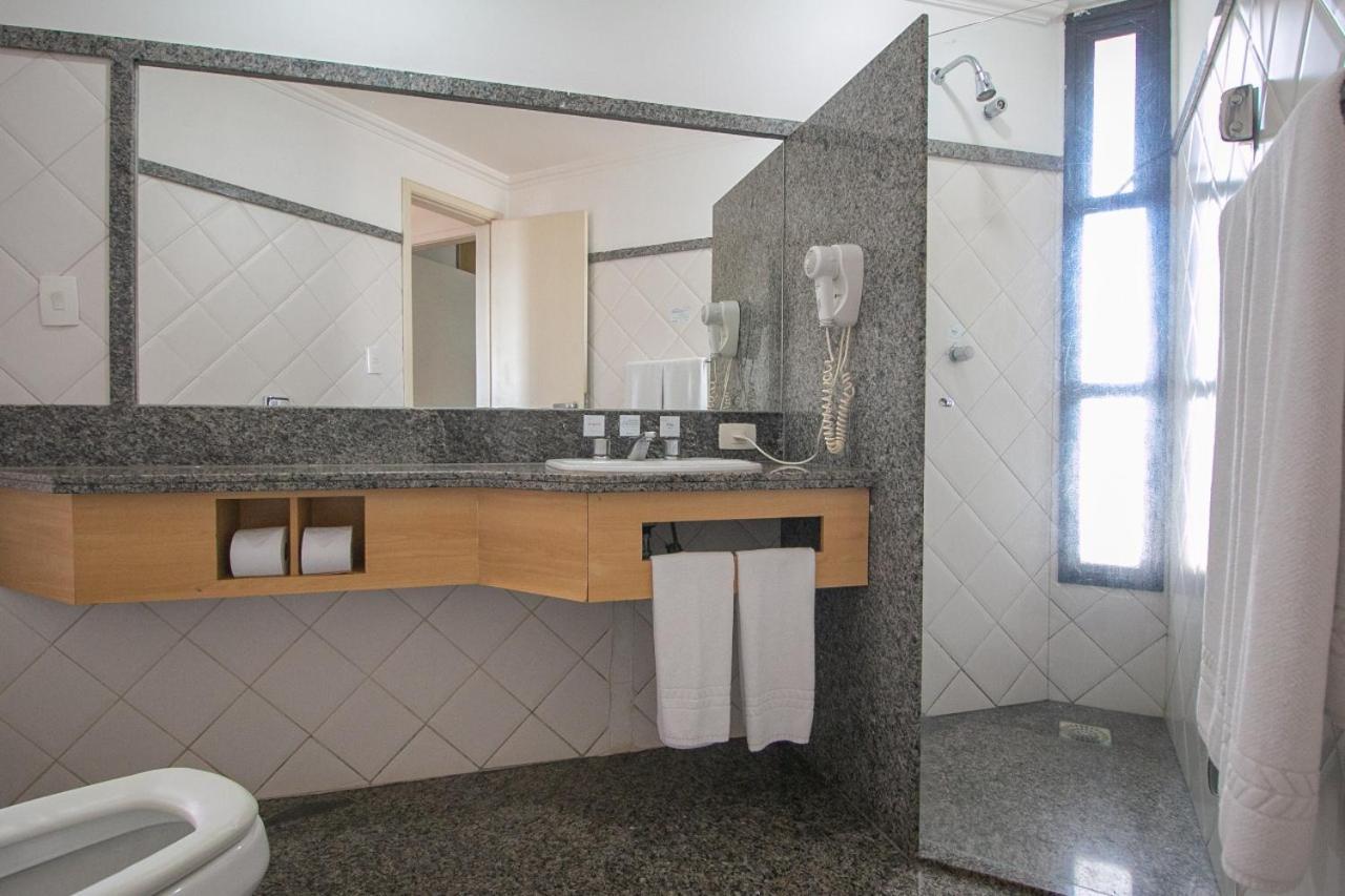 Flat Completo No Centro De Araxa - 901 아파트 외부 사진